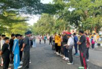 Bupati Merangin M. Syukur melepas kontingen basket ke Minangkabau Cup 2026.( poto : jambilink.id )