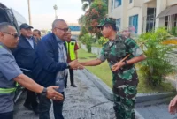 Afriansyah Noor mendarat di Bandara Sultan Thaha dan langsung bertemu jajaran Forum Koordinasi Pimpinan Daerah (Forkopimda) Jambi.( poto : metrojambi.com )