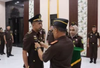 Tommy Detasatria Resmi Dilantik sebagai Kasipidum Kejari Muaro Jambi, Diminta Percepat Penyelesaian Perkara.( poto : jambione.com )