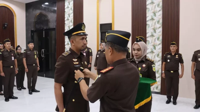 Tommy Detasatria Resmi Dilantik sebagai Kasipidum Kejari Muaro Jambi, Diminta Percepat Penyelesaian Perkara.( poto : jambione.com )