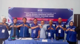 Fauzi Ansori Kembalikan Formulir Musda Demokrat Jambi, Kantongi Dukungan Mayoritas DPD Kabupaten/Kota.( poto : jambione.com )
