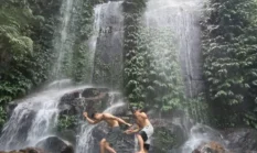 Air Terjun Talang Kemulun di Kerinci: Pesona Bertingkat 12 Tingkat di Hutan Tropis Jambi