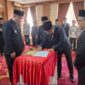 Alfin melantik Y.Z. Oktovianus ST MT sebagai Dewan Pengawas Perumda Air Minum Tirta Khayangan untuk masa jabatan 2026-2030.( poto :istimewa )