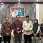 Bupati Tanjung Jabung Barat, Drs. H. Anwar Sadat, M.Ag, bersama Wakil Bupati langsung menerima tim Badan Pusat Statistik (BPS).( poto : jambilink.id )