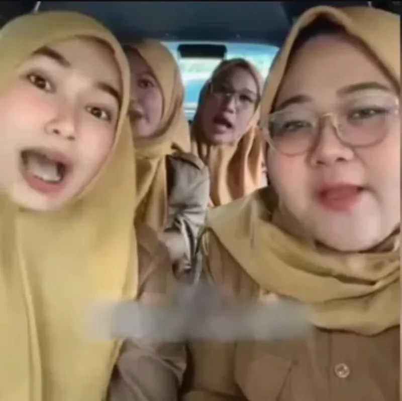 Sejumlah aparatur sipil negara (ASN) di lingkungan Pemerintah Kota Jambi menjadi sorotan publik ( poto :jambione.com )