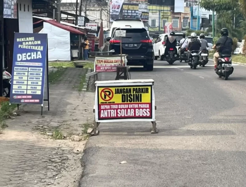 Antrean solar subsidi di SPBU di Kota Jambi.( poto : jambione.com )