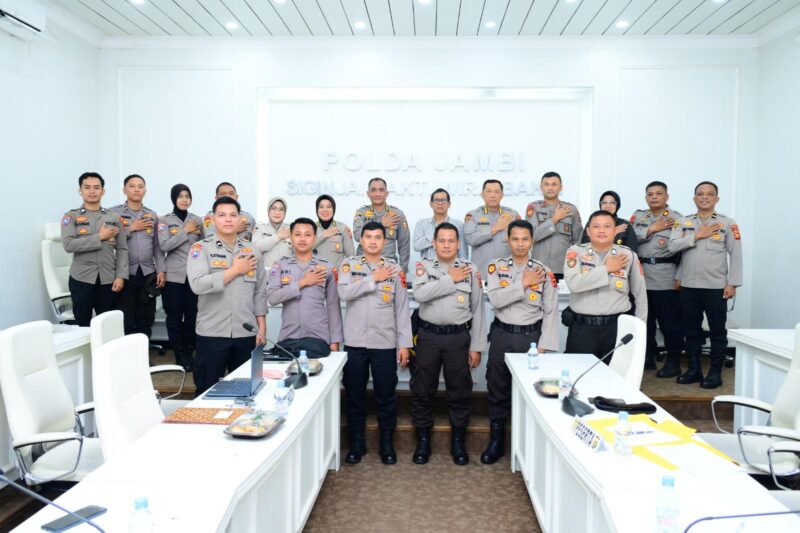 Tim Pusat Penelitian dan Pengembangan (Puslitbang) Polri di Ruang Coffee Morning Polda Jambi, Selasa (2/6/2026).( poto : jambilink )