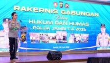 Kapolda Jambi Irjen Pol. Krisno H. Siregar saat Rakernis Bidkum Bidhumas Polda Tahun Anggaran 2026 di Aula Lantai III Gedung Siginjai Polda Jambi, Kamis (4/6/2026). ( poto : infojambi.com )