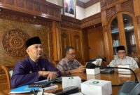 Ketua TAG Jambi, Syahrasaddin, memimpin kehadiran jajaran tenaga ahli( poto : jambilink.id )