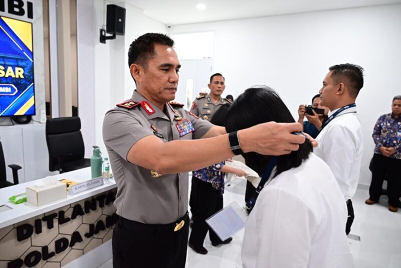 Kapolda Jambi Irjen Pol Krisno H Siregar membuka Diklat Audit Pengawasan( poto : jambi-independent.co.id )