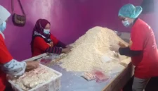 Bisnis Tempe Asli HB Milik Dedeng di Kota Jambi ( poto : tribunjambi.com )