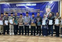Penyerahan SK Menteri Agama untuk Prodi Pendidikan Agama Islam UM Jambi berlangsung di Universitas Muhammadiyah Karanganyar.( poto : halojambi.com )