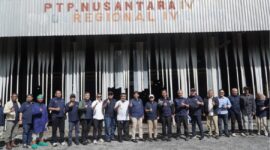 Dewan Komisaris bersama manajemen memperketat penerapan Standard Operating Procedure (SOP) di lini produksi.( poto : jambilink.id )