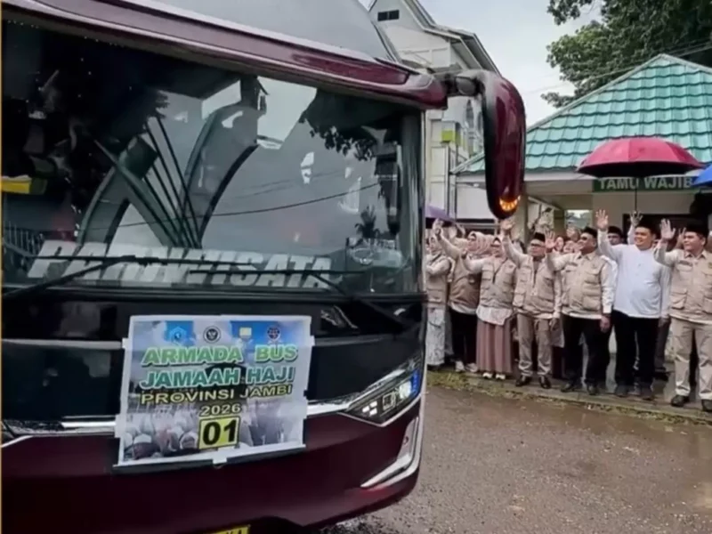Dokumen pemeriksaan mencatat Dishub menyewa 11 bus selama 16 hari. Nilai kontrak mencapai Rp798.864.000.( poto : metrojambi.com )