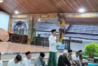 Bupati Batang Hari Muhammad Fadhil Arief menghadiri doa bersama dan tausiah 1 Muharram 1448 Hijriah di Serambi Rumah Dinas Bupati Batang Hari, Muara Bulian, Senin (15/6/2026).( poto : infojambi.com )