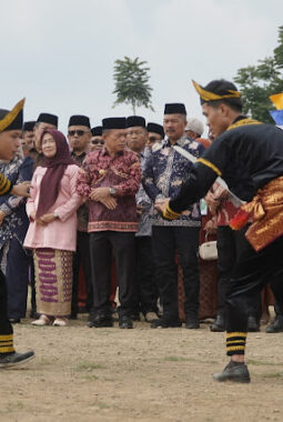 Gubernur Al Haris Dorong Pelestarian Kenduri Sko dan Penanganan Banjir di Kerinci