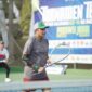 Prof. Dr. Edward Omar Sharif Hiariej, S.H., M.Hum., bertanding secara langsung dalam Turnamen Tenis Alumni ATAPI XVI Tahun 2026 di Lapangan Tenis Pascasarjana Universitas Jambi.(poto: jamberita.com).