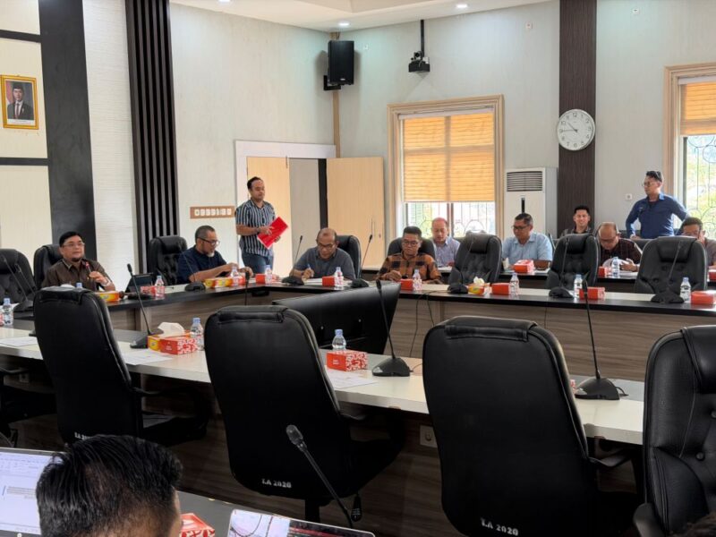 Rapat Banggar, Inspektorat dan TAPD, Sabtu (11/7/2026).(poto: jamberita.com).