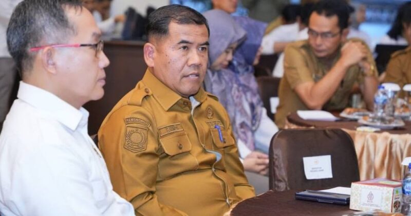 Sekretaris Daerah Kabupaten Tebo, Sindi, menghadiri pembukaan Pembahasan Tindak Lanjut Rekomendasi Hasil Pemeriksaan (PTLRHP) di Auditorium Sultan Thaha.(poto: jambiprima.com).