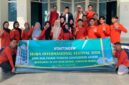 Rektor UIN STS Jambi Prof. Dr. H. Kasful Anwar, M.Pd. berfoto bersama pimpinan universitas, dosen pembimbing, dan kontingen mahasiswa usai prosesi pelepasan menuju SeIBa International Festival (SIF) 2026.( poto :jambiprima.com )