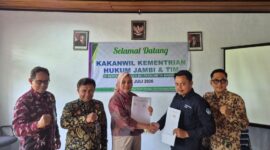 MoU dan PKS Kanwil Kemenkum Jambi-STIE YA Bangko Jadi Langkah Strategis Lindungi Inovasi Perguruan Tinggi.(poto: jamberita.com).