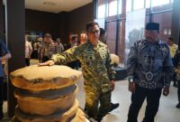 Kasrem 042/Gapu Kolonel Inf Davy Darma Putra menghadiri acara pembukaan Masa Pengenalan Lingkungan Sekolah (MPLS) Tahun Ajaran 2025/2026 di Sekolah Rakyat Kota Jambi.(poto: jamberita.com).