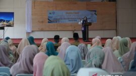 TP PKK Provinsi Jambi mengumpulkan 30 guru agama tingkat SMA dan SMK dalam pelatihan metode baca Al Quran di Aula Kantor Wali Kota Sungai Penuh.( poto : halojambi.com )