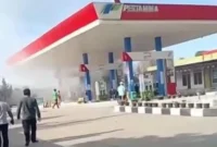 Suasana di Stasiun Pengisian Bahan Bakar Umum (SPBU) 24.371.81 Kayu Aro, Bengkolan Dua, Kecamatan Gunung Tujuh, Kabupaten Kerinci.(poto: tribunjambi.com).