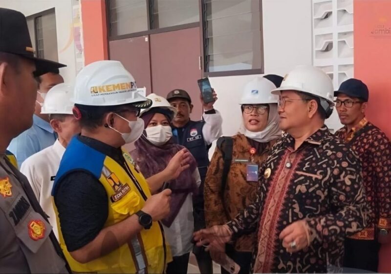 Wali Kota Jambi, dr Maulana Cek Kesiapan Sekolah Rakyat.(poto: jambiprima.com).