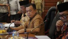 Gubernur Jambi Dr. H. Al Haris, S.Sos, MH memimpin langsung Rapat Evaluasi Perkembangan Pelaksanaan Kegiatan Pembangunan Provinsi Jambi Triwulan II Tahun Anggaran 2026.( poto: jamberita.com).
