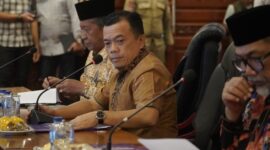 Gubernur Jambi Dr. H. Al Haris, S.Sos, MH memimpin langsung Rapat Evaluasi Perkembangan Pelaksanaan Kegiatan Pembangunan Provinsi Jambi Triwulan II Tahun Anggaran 2026.( poto: jamberita.com).