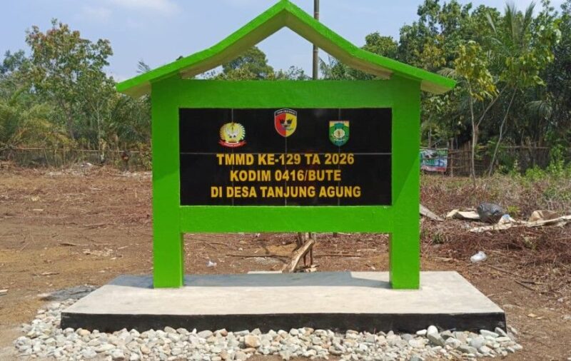 Tugu Prasasti TMMD Ke-129 di Desa Tanjung Agung Bungo selesai dibangun 100 persen.(poto: jambiprima.com).