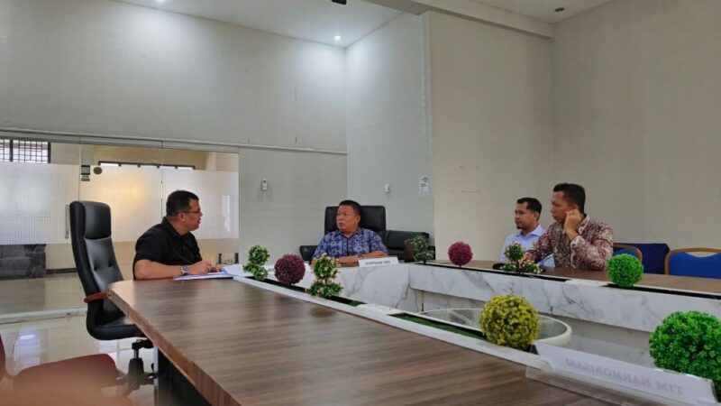 Bapemperda DPRD Merangin berkonsultasi ke Kanwil Kemenkumham Jambi terkait prosedur pembentukan desa baru.( poto: jamberita.com).