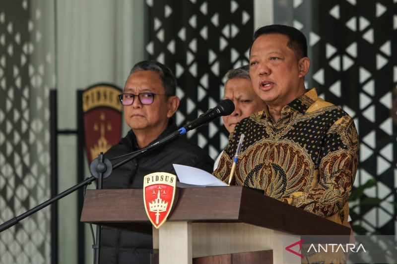 Febrie Ardiansyah Saat Jumpa Pers.( poto: jamberita.com).