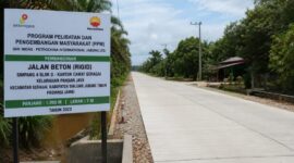 PetroChina bangun jalan Geragai guna mempermudah aksesibilitas masyarakat di Kelurahan Pandan Jaya, Kabupaten Tanjung Jabung Timur.(poto: jamberita.com).