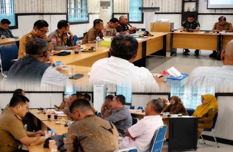 Rapat koordinasi penanganan aktivitas Penambangan Emas Tanpa Izin (PETI) yang dipimpin Plt Kepala DLH Kabupaten Bungo.(poto: jambiprima.com).