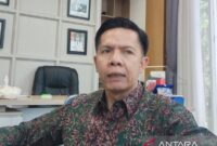 Juru Bicara Pemerintah Kota Jambi Saleh Ridha saat memberikan keterangan kepada awak media di Jambi, Kamis (9/7/2026).( poto: ANTARA).