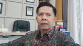 Juru Bicara Pemerintah Kota Jambi Saleh Ridha saat memberikan keterangan kepada awak media di Jambi, Kamis (9/7/2026).( poto: ANTARA).