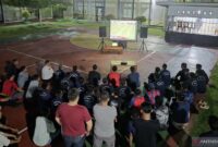 Suasana nonton bareng partai final piala dunia 2026 di Lapas Narkotika Kelas IIB Jambi, Senin (20/7/2026). (poto: ANTARA).