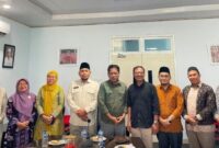 Wakil Rektor UIN STS Jambi bersama Kepala Kanwil Kementerian HAM Provinsi Jambi dan jajaran berfoto bersama usai pertemuan silaturahmi, Kamis (30/7/2026).(poto: jambiprima.com).