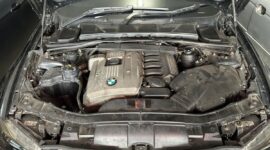 Ketahui penyebab pemilik BMW telat ganti oli mesin akibat melewatkan notifikasi dasbor.(poto: kompas.com).