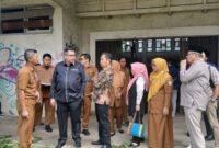 Banggar DPRD Kota Jambi sidak aset terbengkalai.(poto: jambiprima.com).