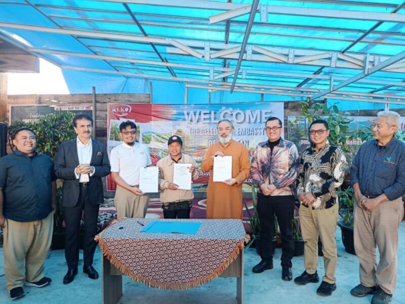 PT Alko Sumatra Kopi resmi menandatangani Memorandum of Understanding (MoU) perdagangan dengan pengusaha asal Pakistan, Sabtu (18/7/2026) di Kabupaten Kerinci, Provinsi Jambi.(poto: jamberita.com).