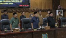 Dewan Perwakilan Rakyat Daerah menggelar Rapat Paripurna Pertama untuk membahas KUA PPAS Tanjab Barat TA 2027.(poto: jamberita.com).