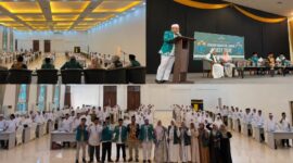 Owner Arasy Tour Indonesia, Ustaz Andre Satria, bersama narasumber dan calon jemaah saat pelaksanaan Manasik Umrah Arasy Tour Indonesia di Grand Semagi Hotel Bungo, Sabtu (11/7/2026). (poto: jambiprima.com).