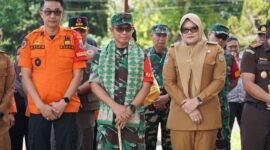 Brigjen TNI Nyamin melaksanakan silaturahmi dengan Bupati Tanjung Jabung Timur Hj. Dillah Hikmah Sari, S.T.(poto: jamberita.com).