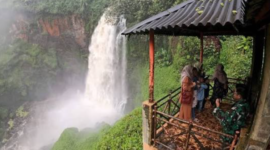 Air terjun telun berasap yang terletak di kabupaten Kerinci, Provinsi Jambi.( poto : istimewa )
