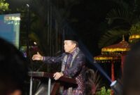 Gubernur Jambi Al Haris resmi membuka gelaran Pekan Kebudayaan Jambi 2026 di Anjungan Kota Jambi, Taman Mini Melayu Jambi, Kamis (23/7/2026).(poto:jamberita.com).