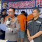 Kapolresta Jambi Kombes Pol. Boy Sutan Binanga Siregar, didampingi Kapolsek Jambi Selatan AKP Taroni Zebua merilis para tersangka dan barang bukti.( poto: jambione.com )