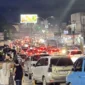 Macet di Kawasan Jamtos Kota Jambi saat malam pergantian tahun 2026.( poto : jambione.com )